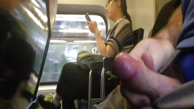Slutty Asian girl blows วีดีโอ หนัง เอ็ ก hard sausage for steamy mish pose sex