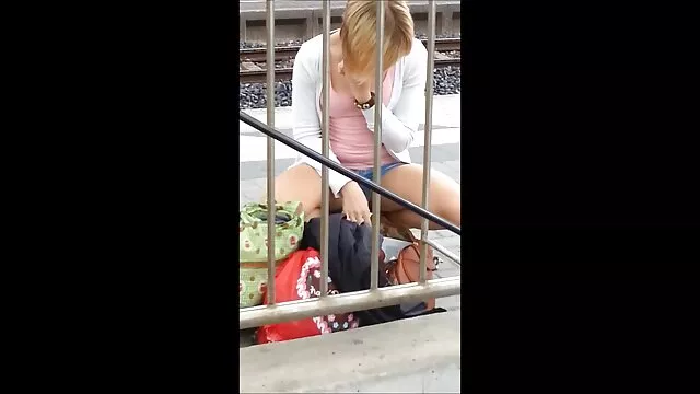 หัวแดงสวย Rose Wild ให้ blowjob และโดนระยำเพราะหนี้ วีดีโอ โป้ น้อง แน ท