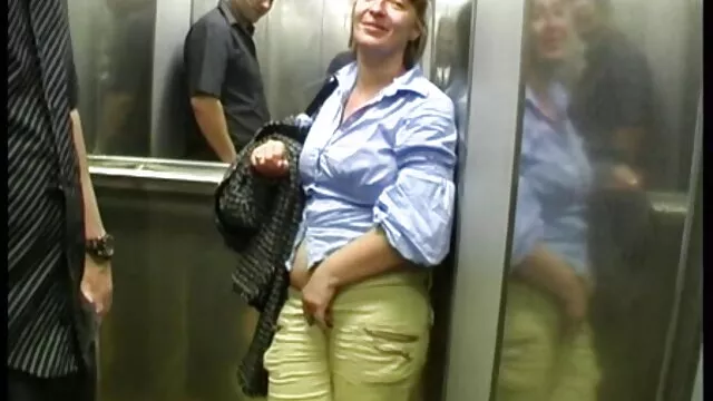 เด็กนักเรียนรัสเซียสกปรกให้ blowjob หนัง โป๊ video สองเท่ากับสหศึกษาของพวกเขา