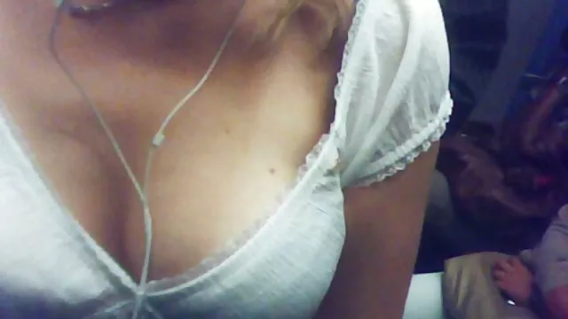 Saucy ผมบลอนด์กับนมใหญ่ Katja Kean ในฉากเชื้อชาติที่หลงใหล ดู วีดีโอ โป๊ะ