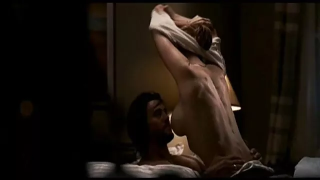 ความงามสีบลอนด์ติดกระดุมขนาดใหญ่ วีดีโอ หนัง xx enjoyed hard anal sex with her stud in doggy pose