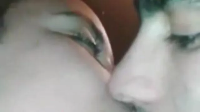 Filthy วีดีโอ โป้ะ chick Izzy Lush gets her pussy licked and fucked by one เก่า ผายลม